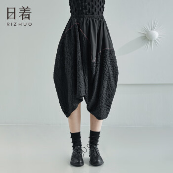 原创设计女装2023夏季新款小众别致黑色休闲宽松哈伦五分 原创设计女装2023夏季新款小众别致黑色休闲宽松哈伦五分